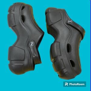 Super Cool Chunky Croc-like Clogs